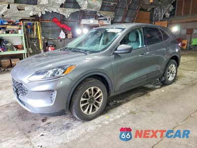 2022 FORD ESCAPE SE 1FMCU9G68NUA98125 - główne zdjęcie licytacji z USA - miniatura