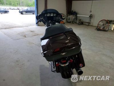 Czwarte zdjęcie samochodu z boku: 2022 HARLEY-DAVIDSON FLHX VIN:1HD1KBC10NB657048 - miniatura