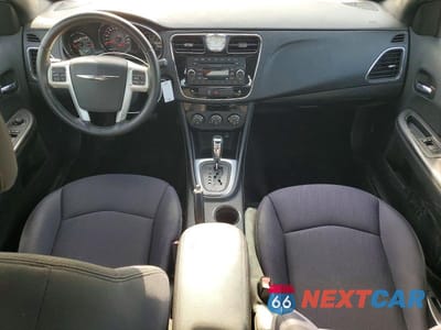 Zdjęcie 8 z 12 samochodu: 2013 CHRYSLER 200 TOURING VIN:1C3CCBBB0DN629270 - miniatura