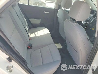 Zdjęcie 10 z 12 samochodu: 2018 KIA RIO 5-DOOR LX VIN:3KPA25AB4JE066863 - miniatura