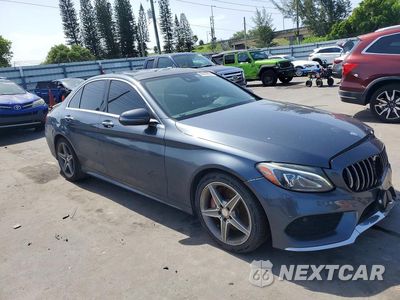 Czwarte zdjęcie samochodu z boku: 2016 MERCEDES-BENZ C 300 VIN:55SWF4JBXGU121399 - miniatura