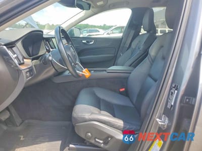 Zdjęcie 7 z 13 samochodu: 2021 VOLVO XC60 T5 MOMENTUM VIN:YV4102RKXM1797990 - miniatura