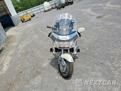 Piąte zdjęcie samochodu w środku: 1990 HONDA GL1500 SE VIN:1HFSC2233LA201236 - miniatura