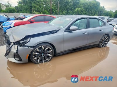 2024 BMW 530 XI WBA53FJ08RCP92695 - główne zdjęcie licytacji z USA - miniatura