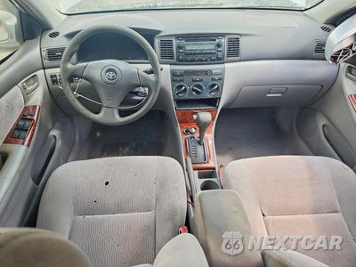 Zdjęcie 8 z 13 samochodu: 2005 TOYOTA COROLLA LE VIN:1NXBR32E95Z436401 - miniatura