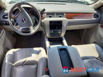 Zdjęcie 8 z 14 samochodu: 2012 GMC YUKON SLT VIN:1GKS2CE03CR267490 - miniatura