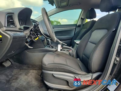 Zdjęcie 7 z 12 samochodu: 2018 HYUNDAI ELANTRA SE VIN:5NPD74LF2JH399986 - miniatura