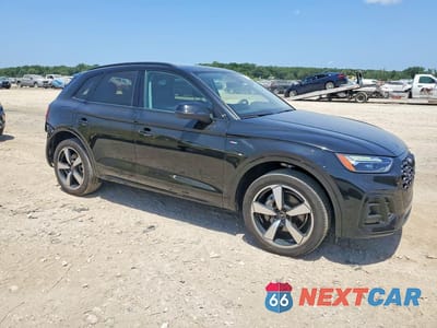 Czwarte zdjęcie samochodu z boku: 2023 AUDI Q5 PREMIUM PLUS 45 VIN:WA1EAAFY4P2016863 - miniatura