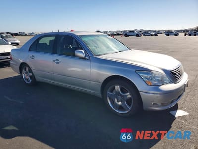 Czwarte zdjęcie samochodu z boku: 2005 LEXUS LS 430 VIN:JTHBN36F355001935 - miniatura