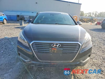 Piąte zdjęcie samochodu w środku: 2016 HYUNDAI SONATA PLUG-IN HYBRID LIMITED VIN:KMHE54L23GA021470 - miniatura