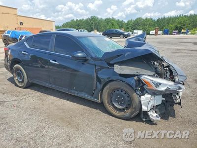 Czwarte zdjęcie samochodu z boku: 2020 NISSAN ALTIMA S VIN:1N4BL4BV2LC193468 - miniatura