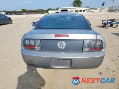 Zdjęcie 6 z 12 samochodu: 2007 FORD MUSTANG VIN:1ZVFT80N275305280 - miniatura