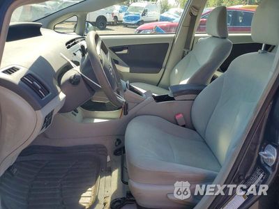 Zdjęcie 7 z 12 samochodu: 2010 TOYOTA PRIUS III VIN:JTDKN3DU2A0024505 - miniatura