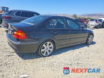 Trzecie zdjęcie samochodu z tyłu: 2002 BMW 325 I VIN:WBAET37472NG80783 - miniatura