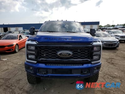 Piąte zdjęcie samochodu w środku: 2026 FORD F350 SUPER DUTY VIN:1FT8W3BM2TEC27992 - miniatura