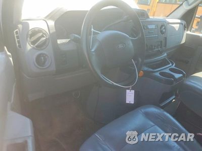 Zdjęcie 8 z 13 samochodu: 2011 FORD ECONOLINE E250 VAN VIN:1FTNE2EW8BDB40096 - miniatura