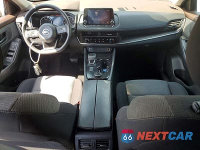 Zdjęcie 8 z 13 samochodu: 2021 NISSAN ROGUE S VIN:5N1AT3AB5MC829885 - miniatura