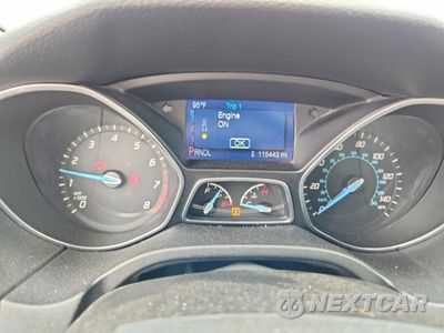 Zdjęcie 9 z 12 samochodu: 2014 FORD FOCUS SE VIN:1FADP3F24EL367969 - miniatura