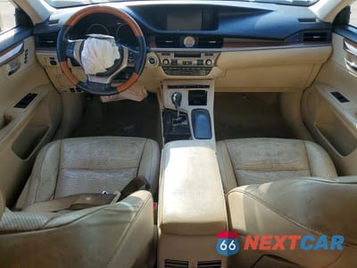 Zdjęcie 8 z 12 samochodu: 2014 LEXUS ES 300H VIN:JTHBW1GG0E2053324 - miniatura