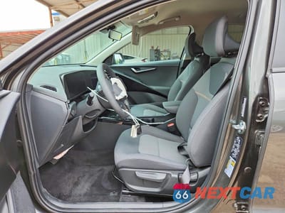 Zdjęcie 7 z 14 samochodu: 2026 KIA NIRO LX VIN:KNDCP3LE3T5346911 - miniatura