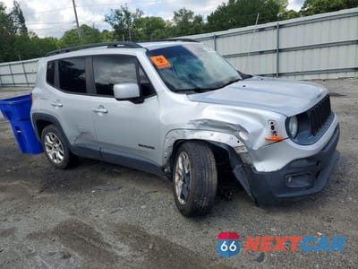 Czwarte zdjęcie samochodu z boku: 2017 JEEP RENEGADE LATITUDE VIN:ZACCJABB1HPG64800 - miniatura