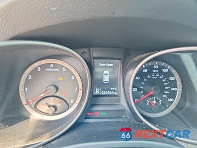 Zdjęcie 9 z 13 samochodu: 2014 HYUNDAI SANTA FE SPORT 2.4L VIN:5XYZT3LB2EG146575 - miniatura