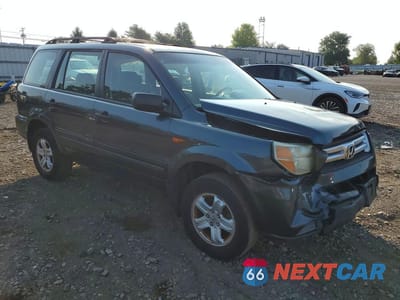 Czwarte zdjęcie samochodu z boku: 2006 HONDA PILOT LX VIN:5FNYF28166B036764 - miniatura