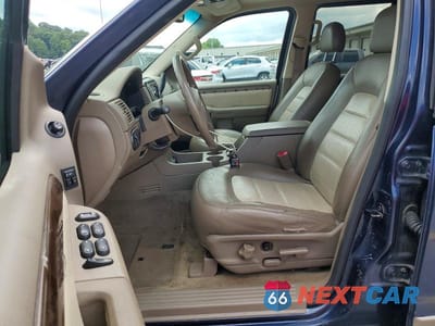 Zdjęcie 7 z 13 samochodu: 2002 FORD EXPLORER EDDIE BAUER VIN:1FMZU74KX2UD46256 - miniatura