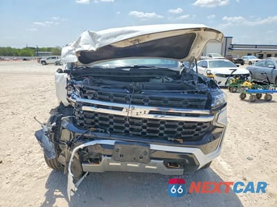 Piąte zdjęcie samochodu w środku: 2021 CHEVROLET TAHOE C1500 VIN:1GBSCLED4MR297423 - miniatura