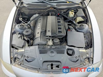 Zdjęcie 11 z 12 samochodu: 2004 BMW Z4 2.5 VIN:4USBT33524LR68088 - miniatura