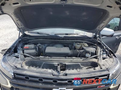 Zdjęcie 12 z 14 samochodu: 2024 CHEVROLET SUBURBAN K1500 Z71 VIN:1GNSKDKD0RR121458 - miniatura
