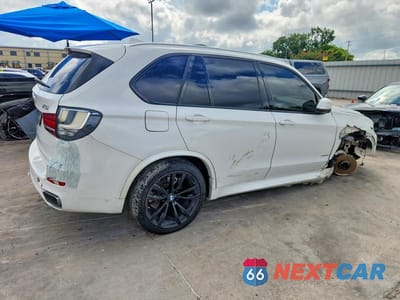 Trzecie zdjęcie samochodu z tyłu: 2018 BMW X5 SDRIVE35I VIN:5UXKR2C52J0Z14722 - miniatura