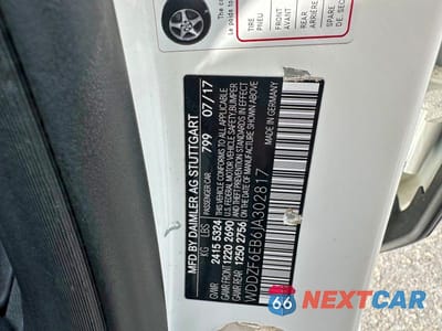 Zdjęcie 10 z 10 samochodu: 2018 MERCEDES-BENZ E 43 4MATIC AMG VIN:WDDZF6EB6JA302817 - miniatura