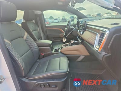 Zdjęcie 7 z 12 samochodu: 2024 GMC CANYON DENALI VIN:1GTP6FEK8R1196710 - miniatura