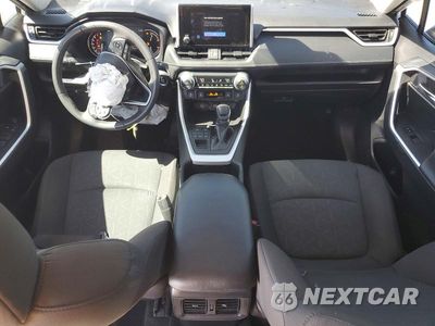 Zdjęcie 8 z 13 samochodu: 2024 TOYOTA RAV4 XLE VIN:2T3P1RFV9RW428919 - miniatura