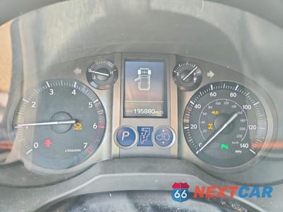 Zdjęcie 9 z 13 samochodu: 2013 LEXUS GX 460 PREMIUM VIN:JTJJM7FX1D5057562 - miniatura