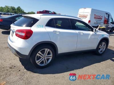 Trzecie zdjęcie samochodu z tyłu: 2019 MERCEDES-BENZ GLA 250 4MATIC VIN:WDCTG4GB9KU012127 - miniatura