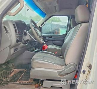 Zdjęcie 7 z 12 samochodu: 2014 NISSAN NV 2500 VIN:1N6BF0LX1EN103029 - miniatura