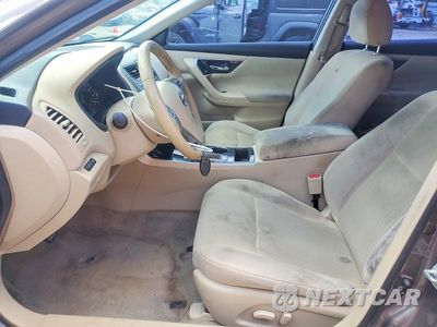 Zdjęcie 7 z 12 samochodu: 2014 NISSAN ALTIMA 2.5 VIN:1N4AL3AP8EC319389 - miniatura