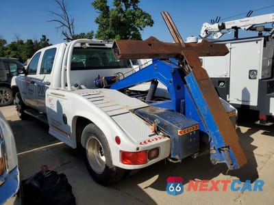 Drugie zdjęcie samochodu z przodu: 2014 CHEVROLET SILVERADO K3500 VIN:1GB4KZCGXEF117764 - miniatura
