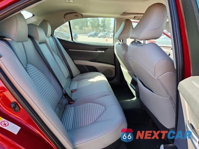 Zdjęcie 10 z 13 samochodu: 2018 TOYOTA CAMRY HYBRID SE VIN:4T1B21HK3JU506670 - miniatura