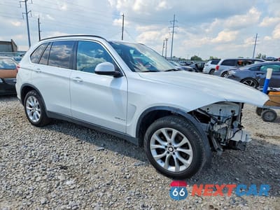 Czwarte zdjęcie samochodu z boku: 2016 BMW X5 XDRIVE35I VIN:5UXKR0C50G0S90383 - miniatura