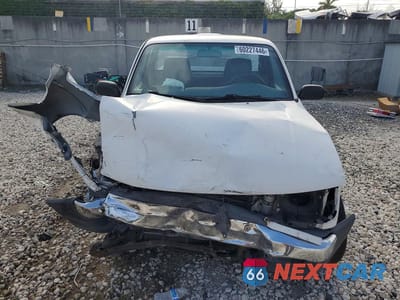 Piąte zdjęcie samochodu w środku: 1999 TOYOTA TACOMA BASE VIN:4TANL42N6XZ510206 - miniatura