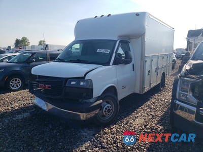 2020 GMC SAVANA CUTAWAY G4500 7GZ67UCG1LN000587 - główne zdjęcie licytacji z USA - miniatura