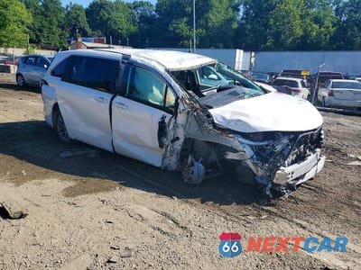 Czwarte zdjęcie samochodu z boku: 2025 TOYOTA SIENNA LE VIN:5TDKRKEC9SS225188 - miniatura