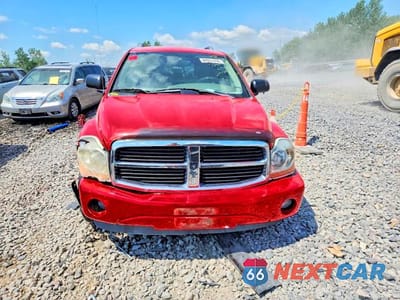 Piąte zdjęcie samochodu w środku: 2005 DODGE DURANGO LIMITED VIN:1D8HB58D75F592326 - miniatura