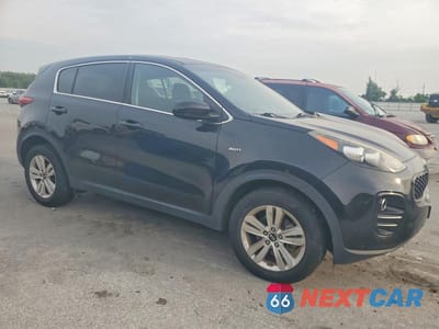 Czwarte zdjęcie samochodu z boku: 2017 KIA SPORTAGE LX VIN:KNDPMCAC0H7119666 - miniatura