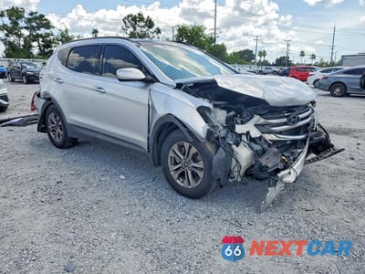 Czwarte zdjęcie samochodu z boku: 2016 HYUNDAI SANTA FE SPORT 2.4L VIN:5XYZU3LB9GG331819 - miniatura