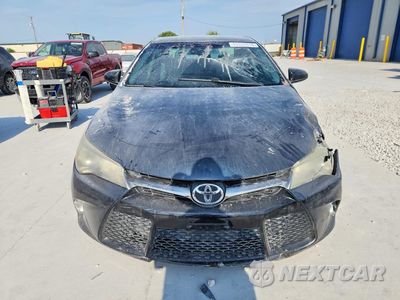 Piąte zdjęcie samochodu w środku: 2017 TOYOTA CAMRY SE VIN:4T1BF1FK6HU321515 - miniatura