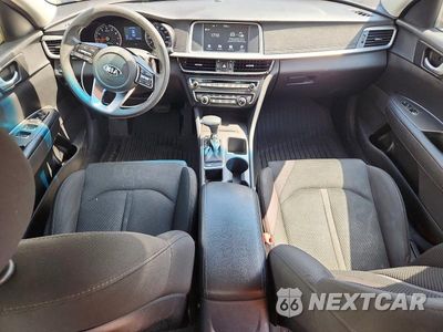 Zdjęcie 8 z 12 samochodu: 2020 KIA OPTIMA LX VIN:5XXGT4L39LG401892 - miniatura